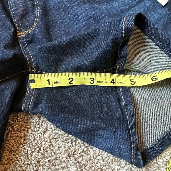 AG Stevie Short Women’s 26 Dark Wash Denim Shorts NWT - Picture 5 of 8